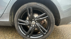 Volvo V40 D3 [4 Cyl 150] R DESIGN Pro 5dr Diesel Hatchback